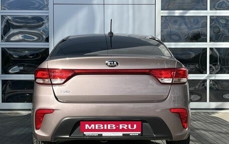KIA Rio IV, 2018 год, 1 400 000 рублей, 5 фотография