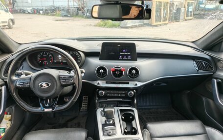 KIA Stinger I, 2018 год, 2 500 000 рублей, 9 фотография