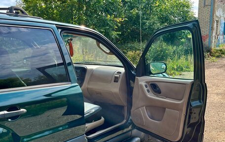 Ford Escape II, 2001 год, 399 999 рублей, 23 фотография