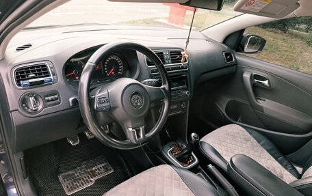 Volkswagen Polo VI (EU Market), 2012 год, 750 000 рублей, 8 фотография