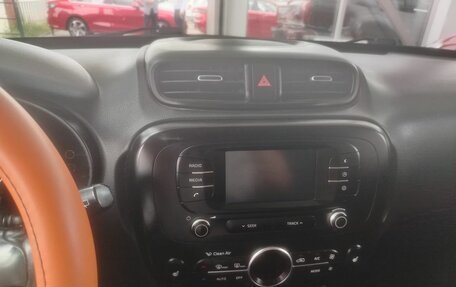 KIA Soul II рестайлинг, 2017 год, 1 299 000 рублей, 15 фотография
