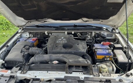 Mitsubishi Pajero IV, 2014 год, 2 750 000 рублей, 11 фотография