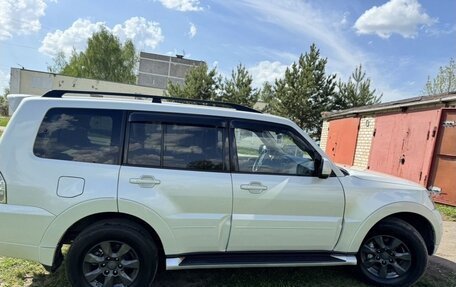 Mitsubishi Pajero IV, 2014 год, 2 750 000 рублей, 10 фотография