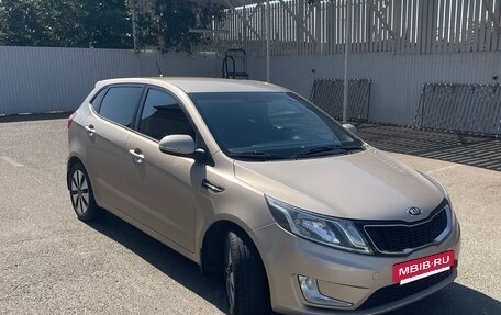 KIA Rio III рестайлинг, 2013 год, 1 100 000 рублей, 5 фотография