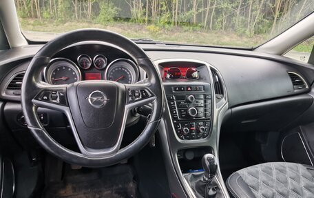 Opel Astra J, 2012 год, 650 000 рублей, 4 фотография