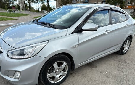 Hyundai Solaris II рестайлинг, 2014 год, 999 000 рублей, 5 фотография