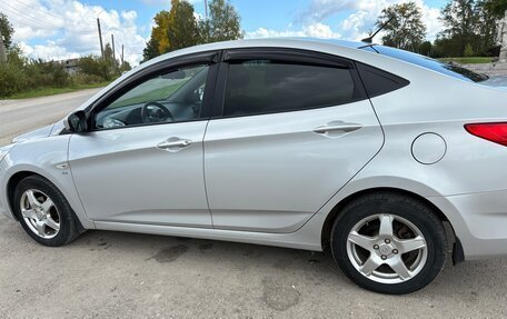 Hyundai Solaris II рестайлинг, 2014 год, 999 000 рублей, 6 фотография