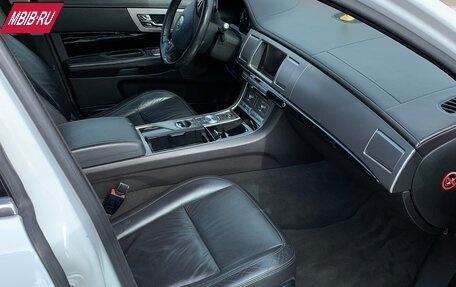 Jaguar XF I рестайлинг, 2011 год, 1 800 000 рублей, 9 фотография