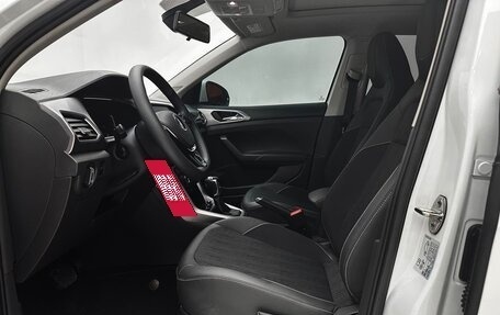 Volkswagen T-Cross I, 2023 год, 1 240 000 рублей, 9 фотография