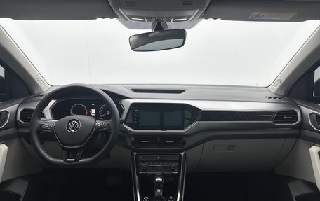 Volkswagen T-Cross I, 2022 год, 1 210 000 рублей, 12 фотография