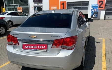 Chevrolet Cruze II, 2011 год, 620 000 рублей, 2 фотография
