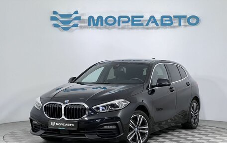 BMW 1 серия, 2020 год, 2 100 000 рублей, 1 фотография