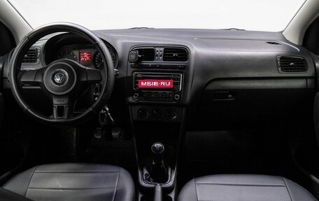 Volkswagen Polo VI (EU Market), 2014 год, 600 000 рублей, 17 фотография