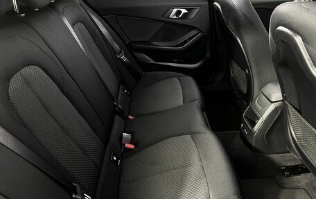 BMW 1 серия, 2020 год, 2 100 000 рублей, 11 фотография