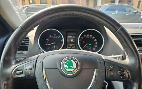 Skoda Yeti I рестайлинг, 2012 год, 850 000 рублей, 23 фотография