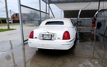 Lincoln Town Car III рестайлинг, 1999 год, 350 000 рублей, 10 фотография