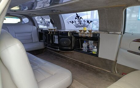 Lincoln Town Car III рестайлинг, 1999 год, 350 000 рублей, 15 фотография