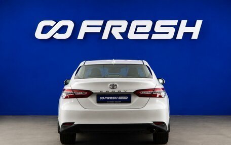 Toyota Camry, 2022 год, 3 045 000 рублей, 4 фотография