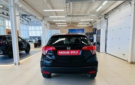 Honda Vezel, 2015 год, 1 529 000 рублей, 5 фотография