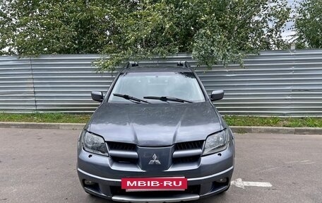 Mitsubishi Outlander III рестайлинг 3, 2006 год, 395 000 рублей, 2 фотография
