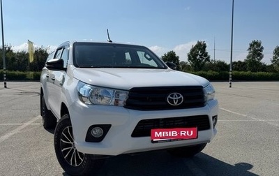 Toyota Hilux VIII, 2019 год, 3 500 000 рублей, 1 фотография