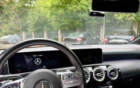 Mercedes-Benz CLA, 2019 год, 2 400 000 рублей, 14 фотография