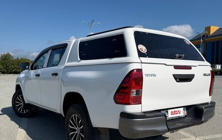 Toyota Hilux VIII, 2019 год, 3 500 000 рублей, 6 фотография