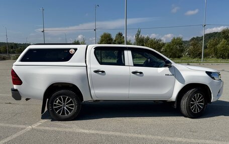 Toyota Hilux VIII, 2019 год, 3 500 000 рублей, 9 фотография