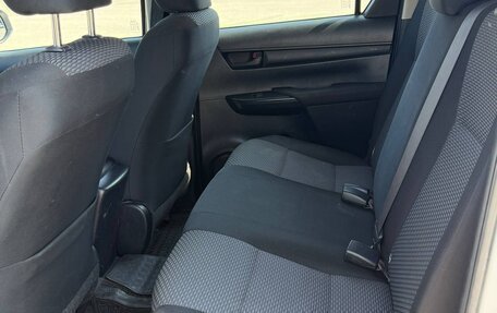 Toyota Hilux VIII, 2019 год, 3 500 000 рублей, 10 фотография