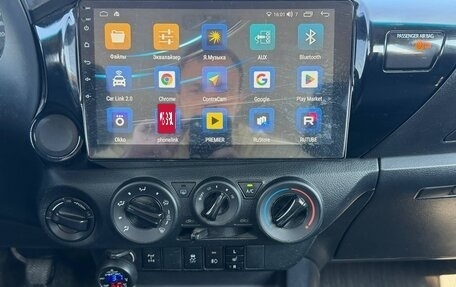 Toyota Hilux VIII, 2019 год, 3 500 000 рублей, 16 фотография