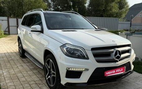Mercedes-Benz GL-Класс, 2014 год, 3 200 000 рублей, 2 фотография