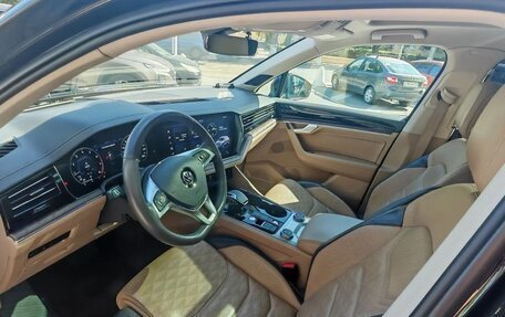 Volkswagen Touareg III, 2020 год, 5 200 000 рублей, 6 фотография