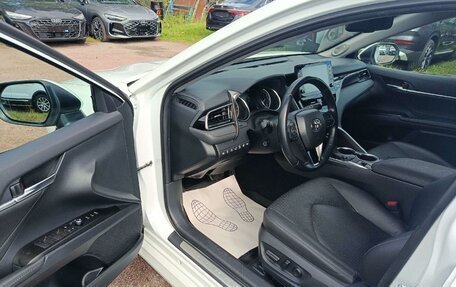 Toyota Camry, 2021 год, 3 341 650 рублей, 8 фотография