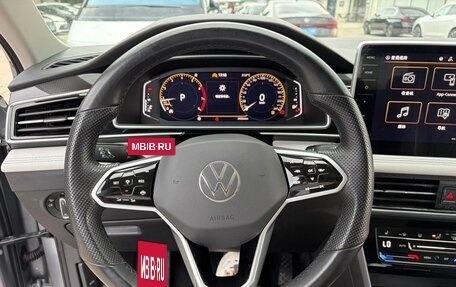 Volkswagen Tiguan II, 2023 год, 1 860 000 рублей, 10 фотография