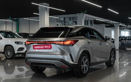 Lexus RX IV рестайлинг, 2025 год, 7 650 000 рублей, 4 фотография