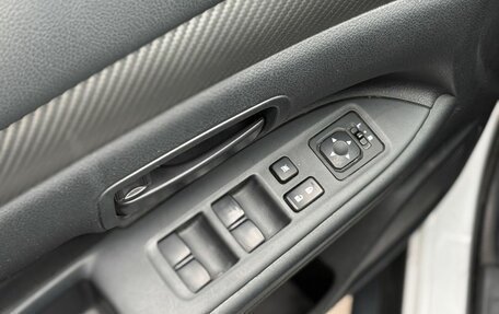 Mitsubishi Outlander III рестайлинг 3, 2014 год, 1 351 000 рублей, 9 фотография