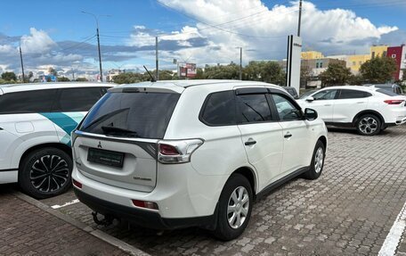 Mitsubishi Outlander III рестайлинг 3, 2014 год, 1 351 000 рублей, 6 фотография
