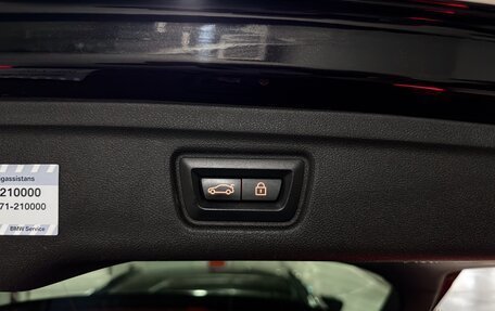 BMW 3 серия, 2019 год, 2 770 000 рублей, 11 фотография