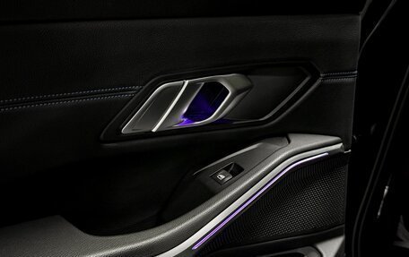 BMW 3 серия, 2019 год, 2 770 000 рублей, 15 фотография