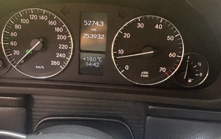 Mercedes-Benz C-Класс, 2006 год, 550 000 рублей, 8 фотография