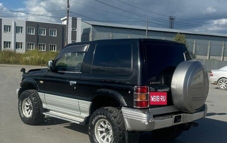 Mitsubishi Pajero III рестайлинг, 1996 год, 1 300 000 рублей, 1 фотография