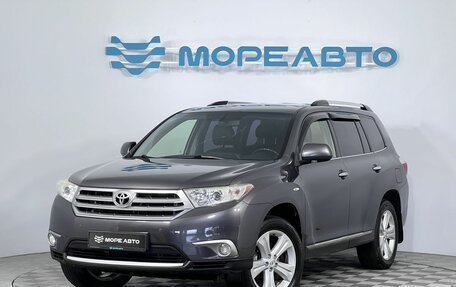 Toyota Highlander III, 2012 год, 1 850 000 рублей, 1 фотография