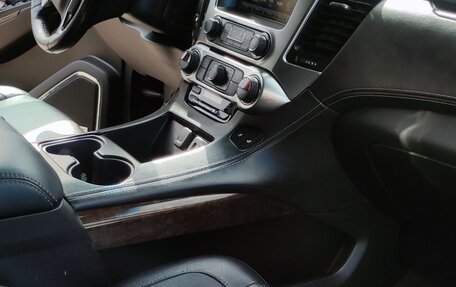Chevrolet Tahoe IV, 2019 год, 3 999 999 рублей, 10 фотография