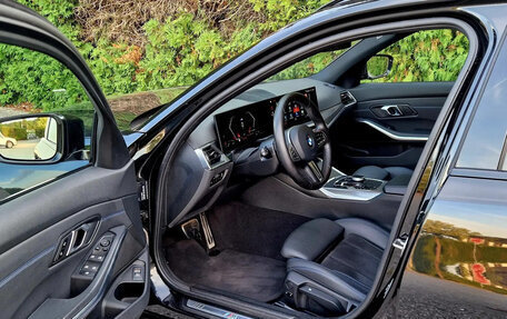 BMW 3 серия, 2023 год, 3 990 000 рублей, 7 фотография