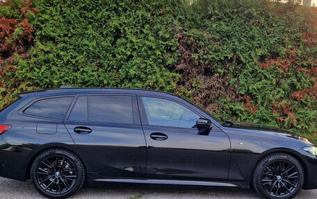 BMW 3 серия, 2023 год, 3 990 000 рублей, 3 фотография