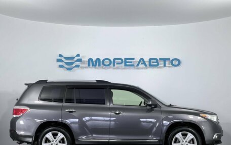 Toyota Highlander III, 2012 год, 1 850 000 рублей, 4 фотография
