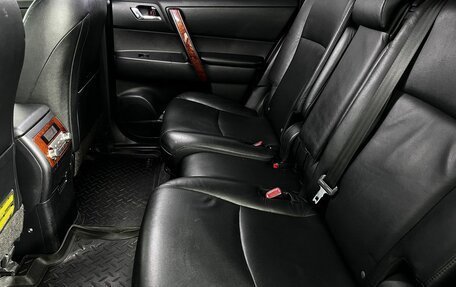 Toyota Highlander III, 2012 год, 1 850 000 рублей, 10 фотография