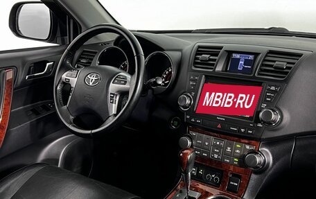Toyota Highlander III, 2012 год, 1 850 000 рублей, 13 фотография