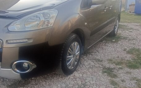 Peugeot Partner II рестайлинг 2, 2012 год, 720 000 рублей, 18 фотография