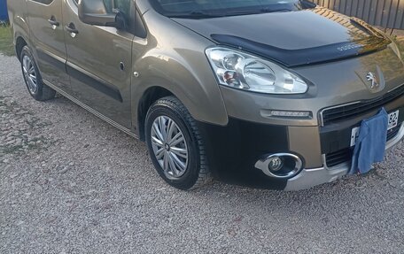 Peugeot Partner II рестайлинг 2, 2012 год, 720 000 рублей, 16 фотография